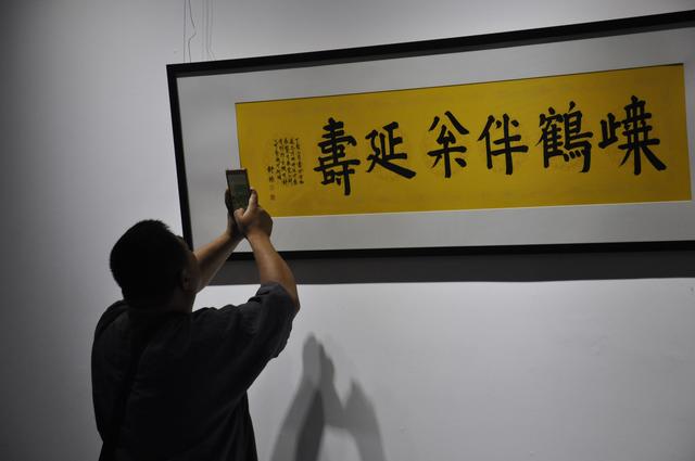 图片关键词